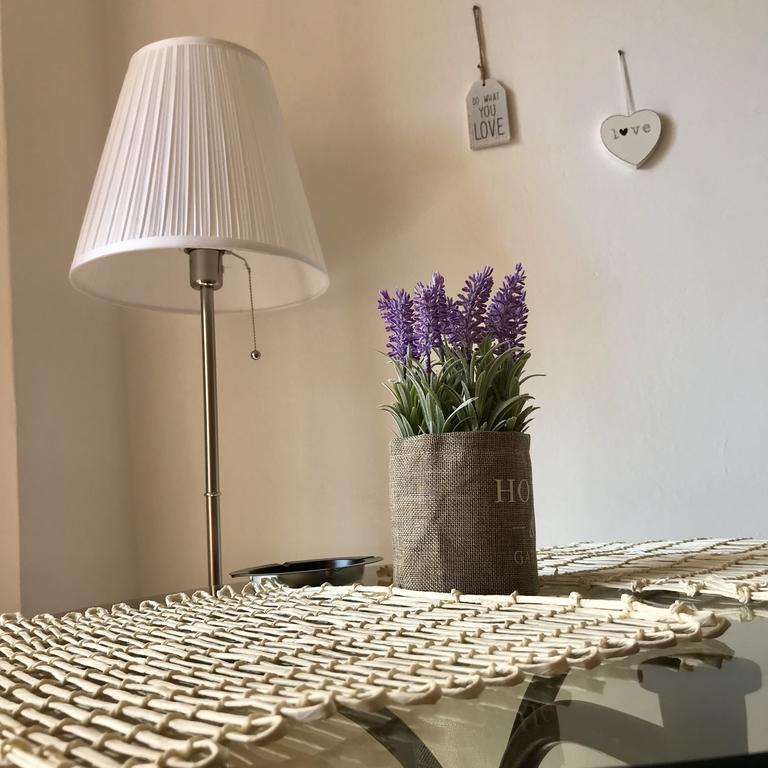 Studio Confort Bukarest Kültér fotó